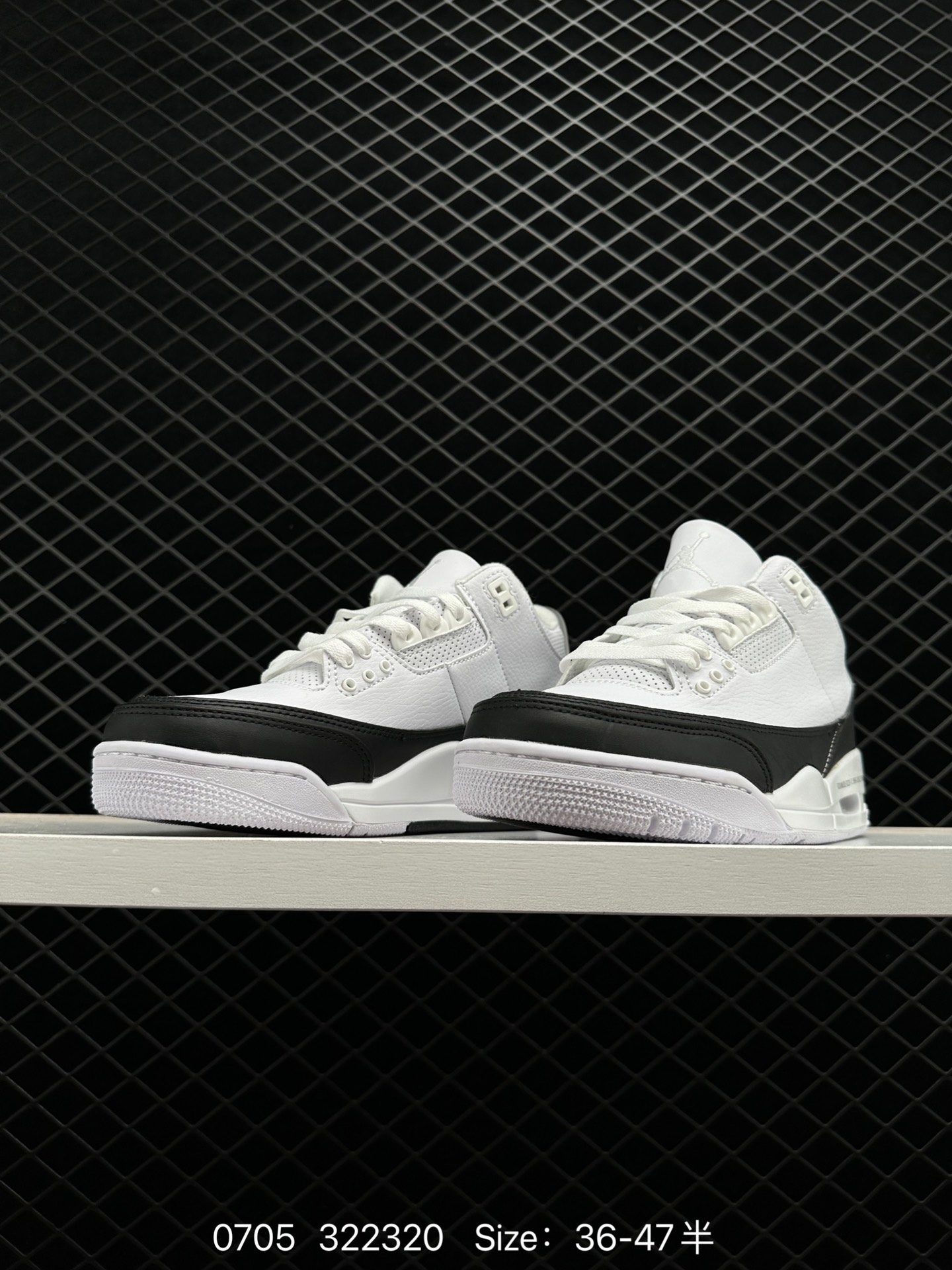 Air Jordan 3 Retro ”Hide and Sneak“